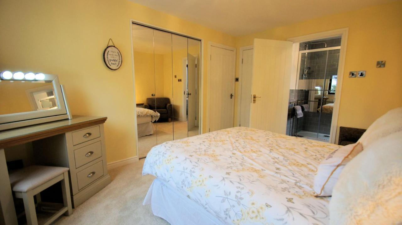 44 Guthrie Court Villa Auchterarder Eksteriør billede