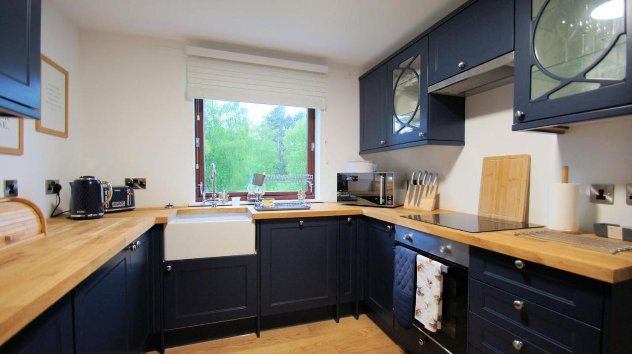 44 Guthrie Court Villa Auchterarder Eksteriør billede
